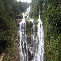 Cachoeira V�u da Noiva (�gua Branca)