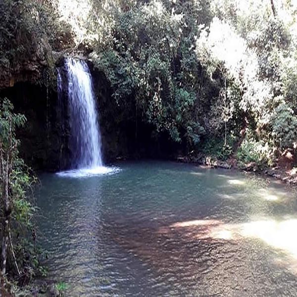Cachoeira Cascatinha