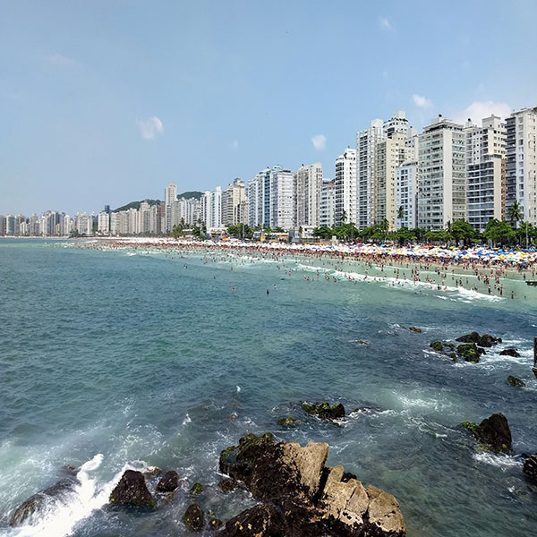 Praia das Pitangueiras Praia das Pitangueiras