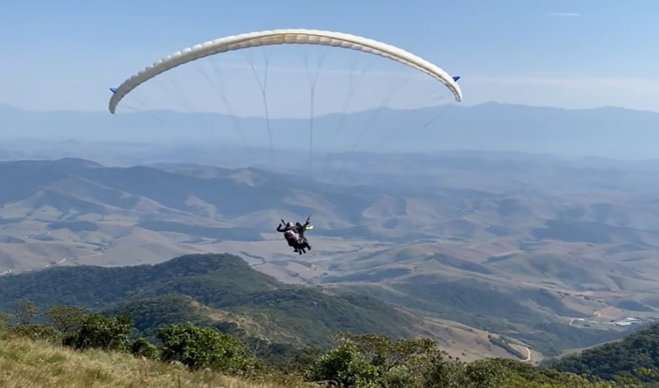 #dicadasemana ão José do Barreiro atrai praticantes de voo livre de todo o País 